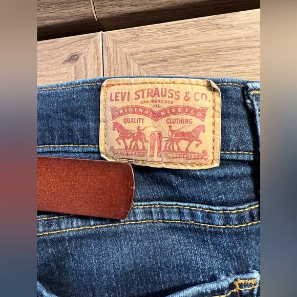 Levi's Women's Jeans Denim 311 Shaping Skinny Jeans Blue Size 27 - Picture 4 of 7